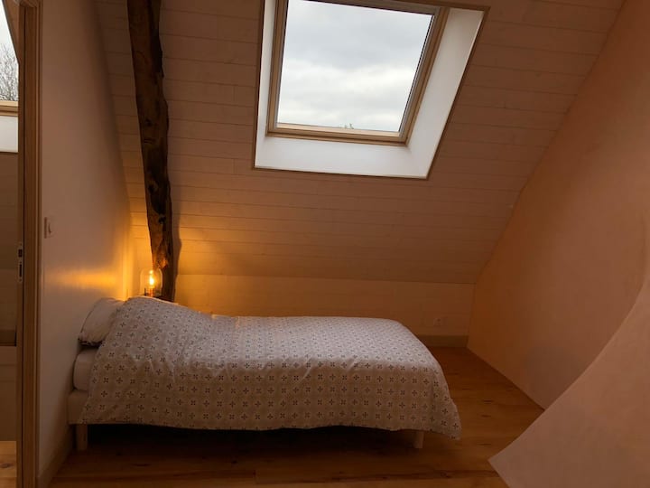 Chambre 2 : deux lits simples
