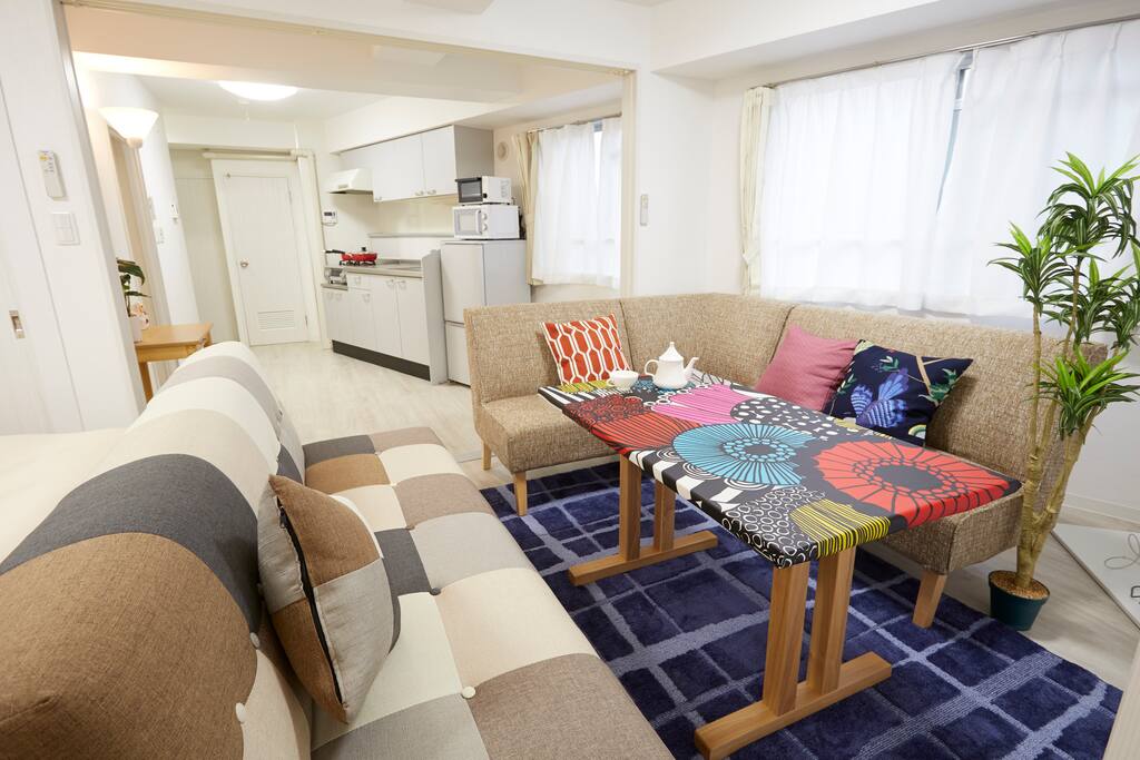 Living area:Dining sofa and Sofa bed also converts into a single size(97×195cm)bed