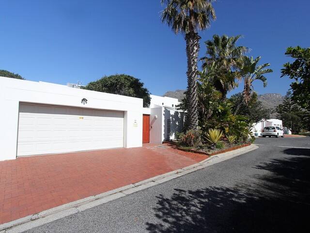 Cormorant and Kingfisher Hotspot gallery image 4