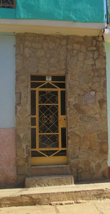 ENTRADA PRINCIPAL