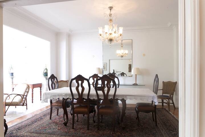 Duplex 7BR : quadra da praia de Copacabana-Posto 3 gallery image 3