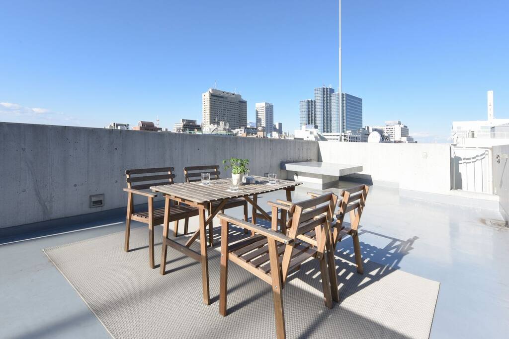 Private Rooftop