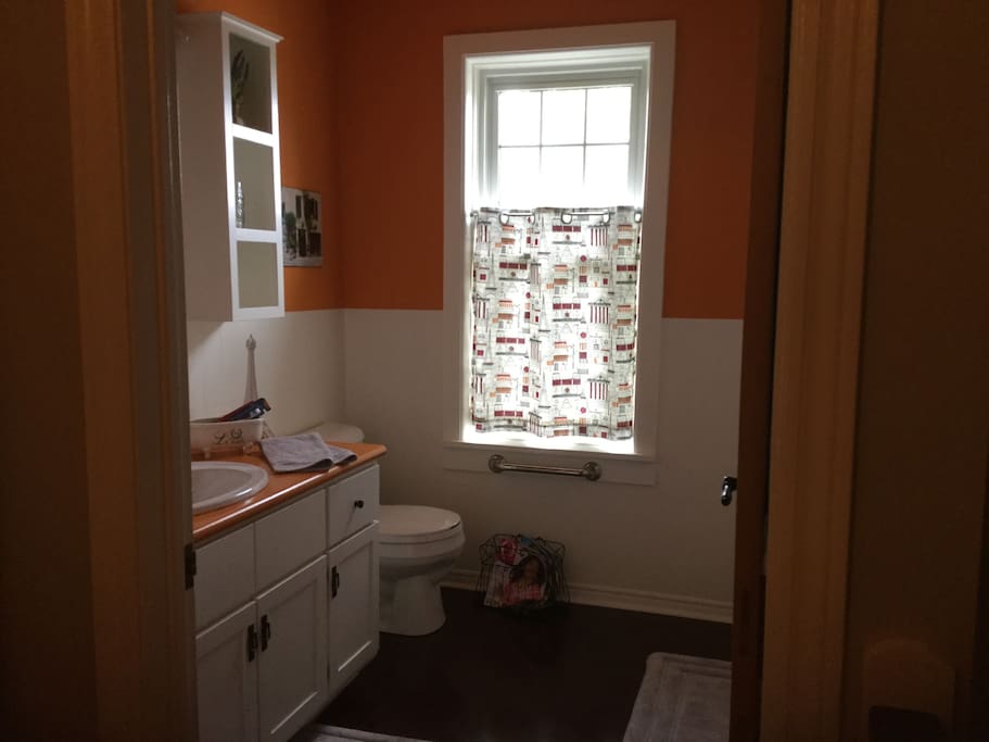 Orange is the new chic