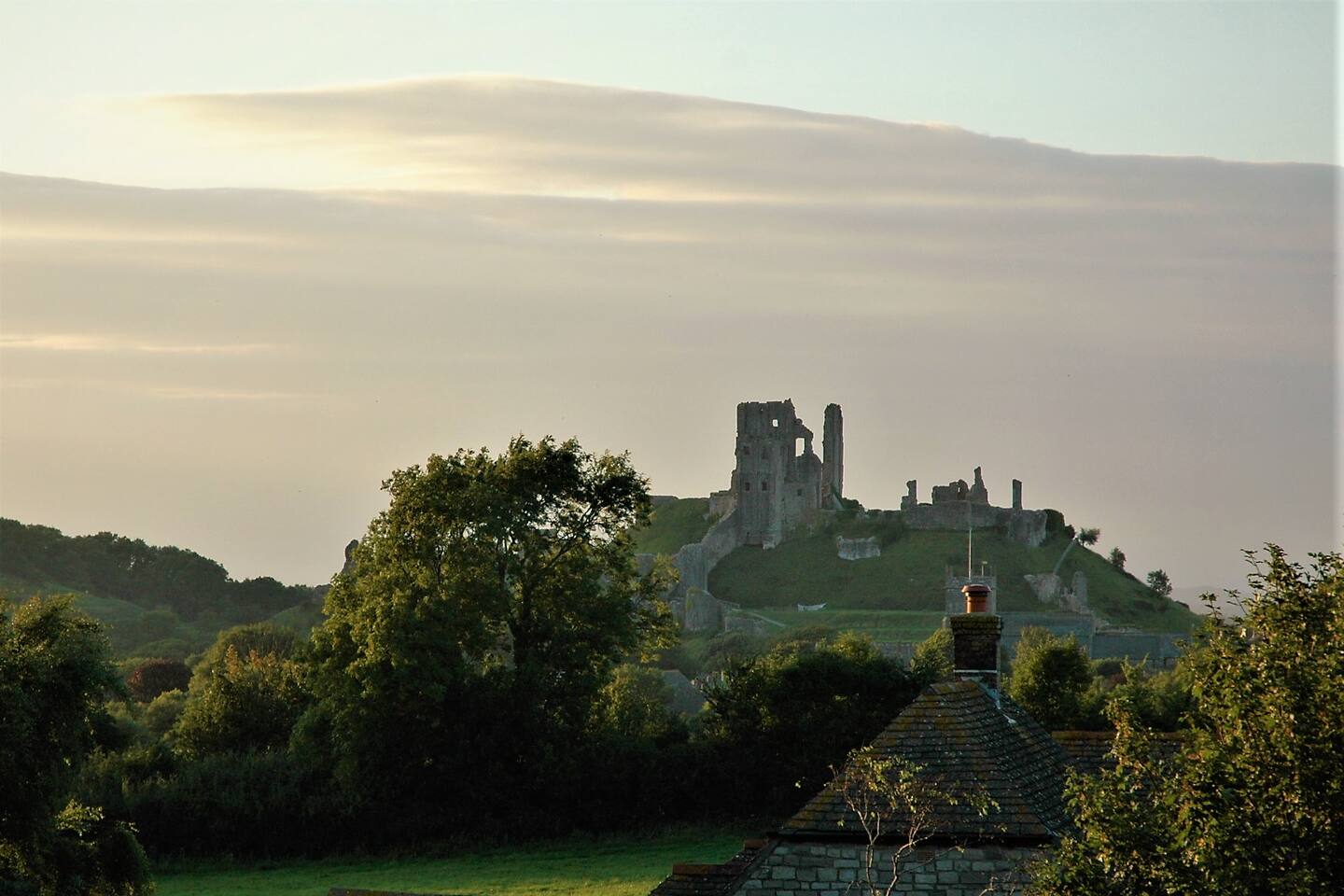 Corvesgate Cottage Castle Views Wifi Parking Cottages For