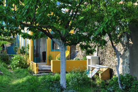 Studio sur jardin dans village de pêcheurs à Rezé