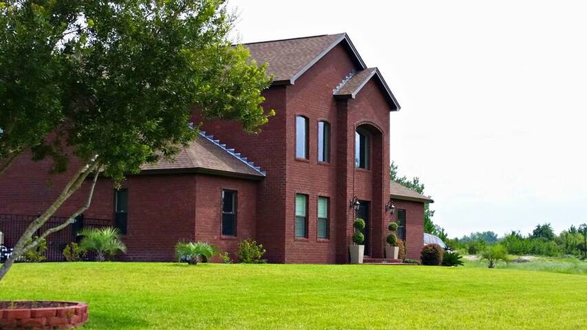 Quiet Home Near Jekyll Island