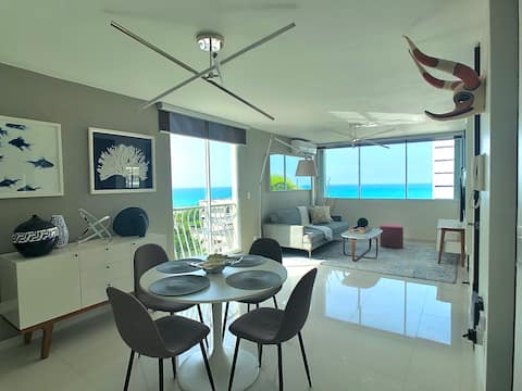 Spacious Ocean View 1BDR Beach Condo