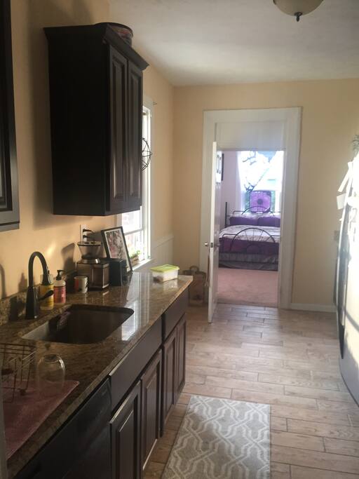 Kitchen is perfect to prepare a meal or stash your left overs from some of The Burghs wonderful eateries.