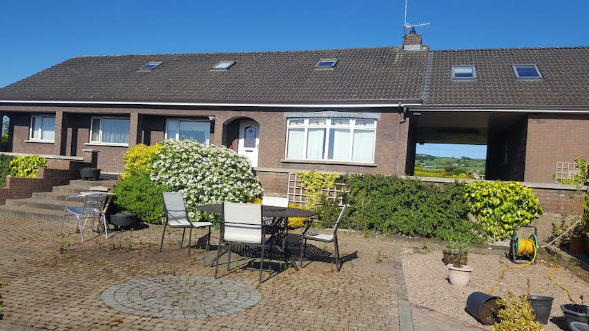 Airbnb Randalstown Holiday Rentals Places To Stay