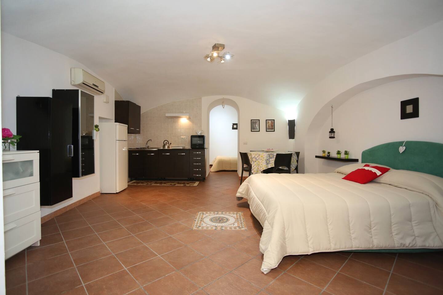 Partenope Cave in Naples city centre - Apartments for Rent in Napoli ... Partenope Cave in Naples city centre - Apartments for Rent in Napoli ...