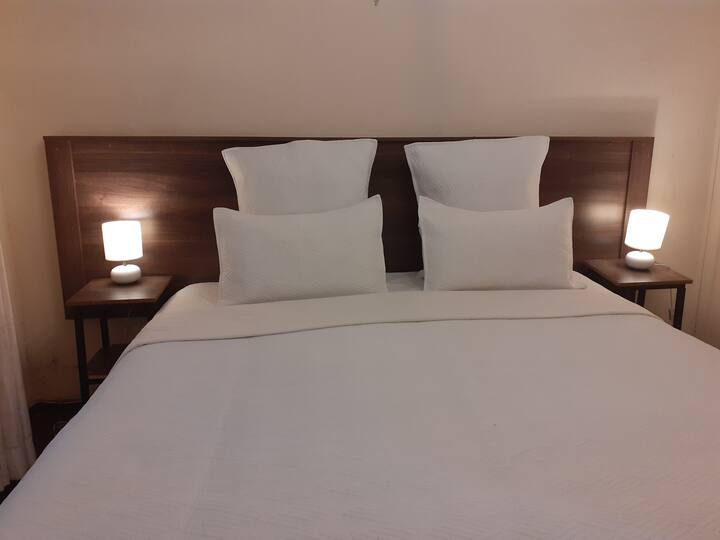 Bedroom Number 2: with King bed, there is a second option to have twin 3/4 Beds. Built in cupboards and spacious