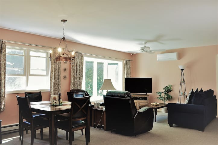 Cozy Comfortable Spacious Get Away