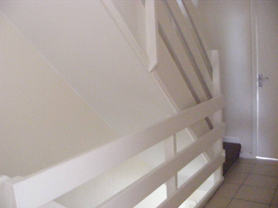 Hallway to toilet/shower