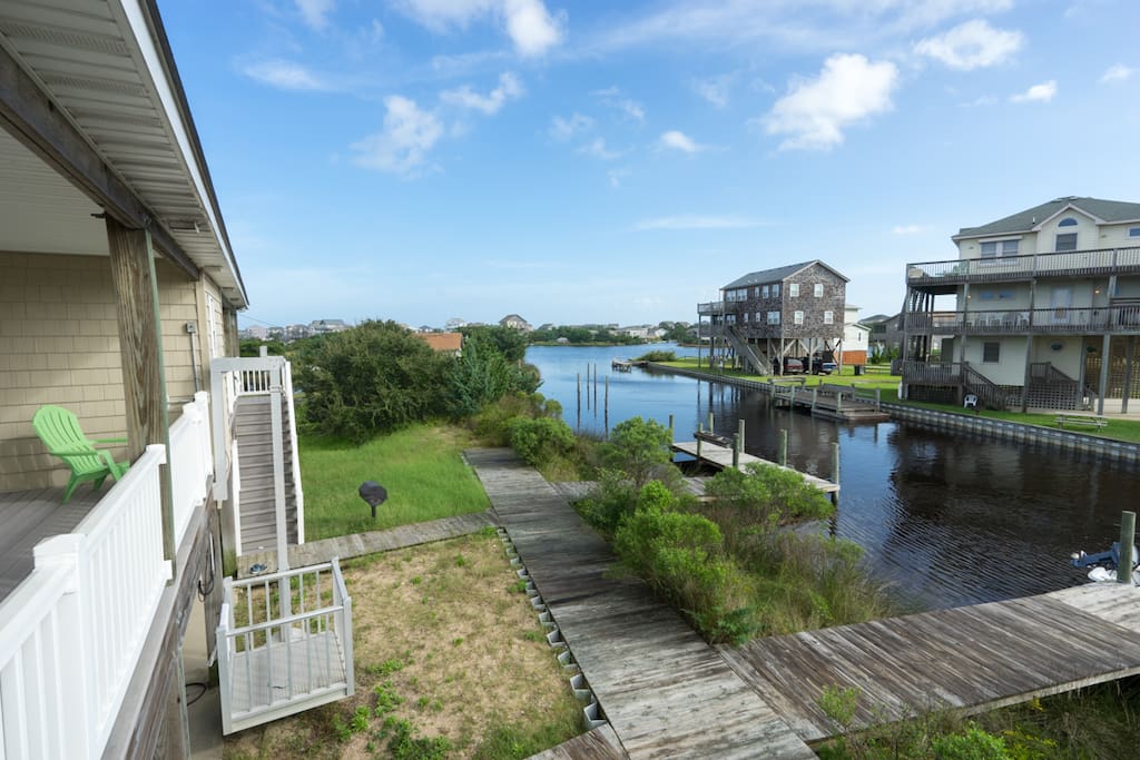 Paddle around the bend, and you'll be on the Pamlico Sound in minutes