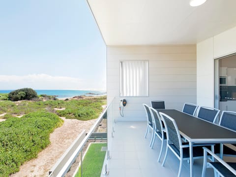 Ocean Views 41