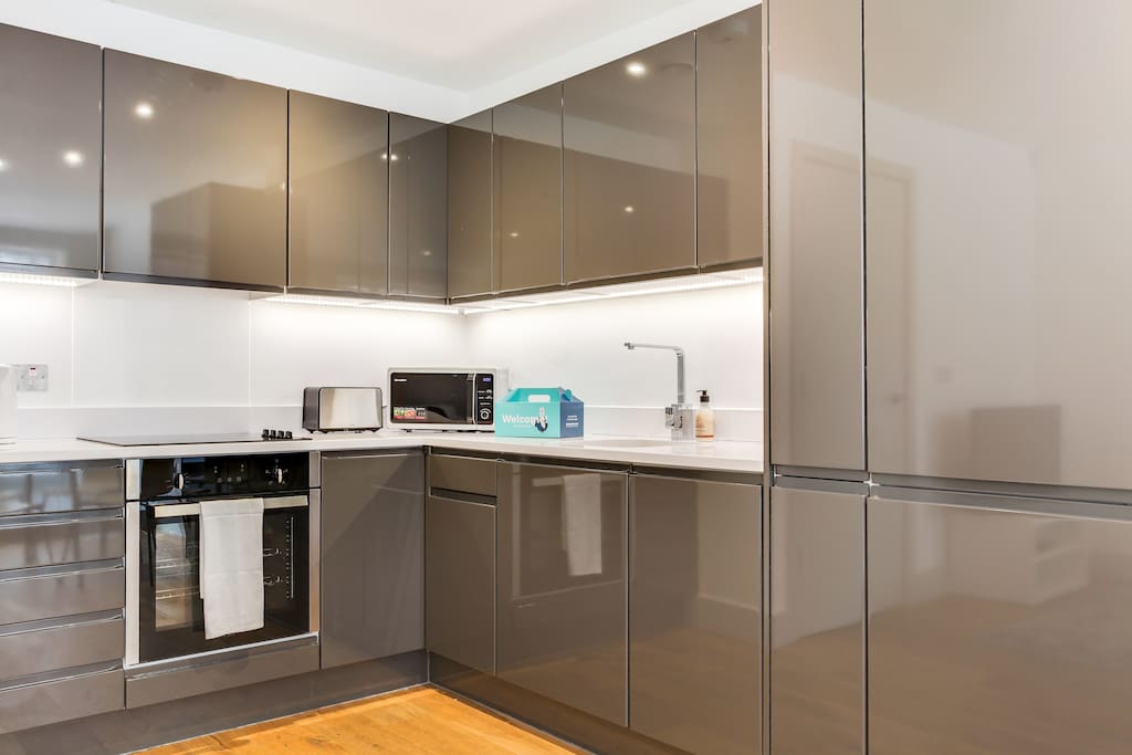Cook up a storm in the well equipped kitchen!