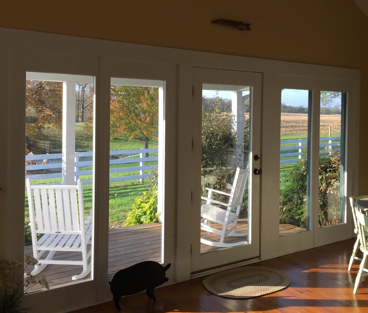 Pond House At Deer Creek Farms