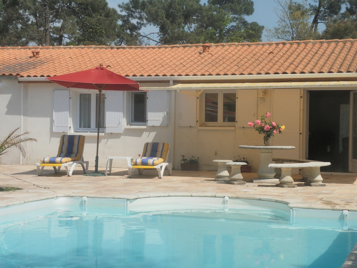 Airbnb® | Vert Bois Vakantiewoningen en verblijfplekken Airbnb® | Vert Bois Vakantiewoningen en verblijfplekken