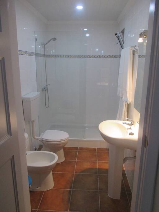 Casa de banho do quarto 2