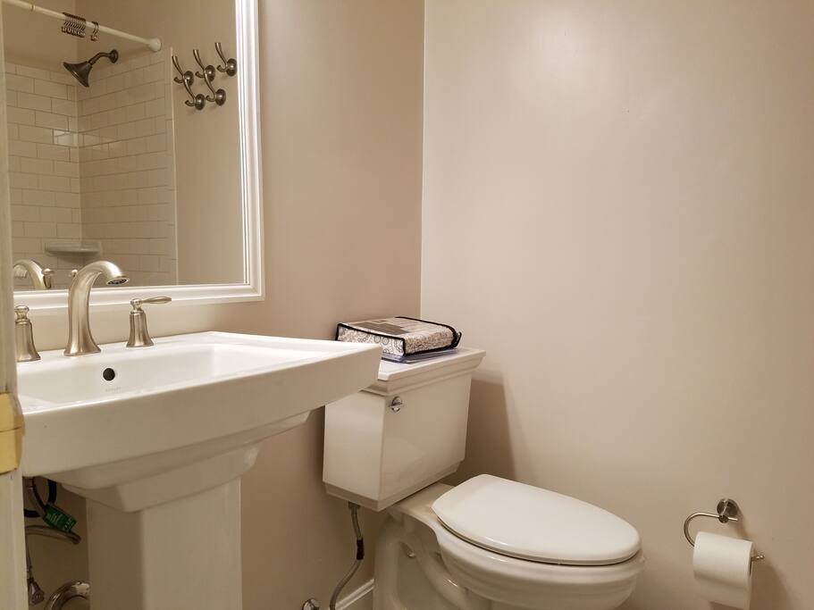 Bathroom 2a