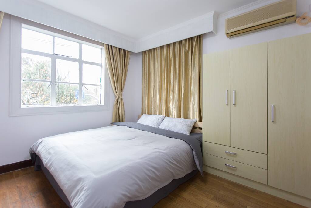 you big queen size bed 1.8m x 2.0m