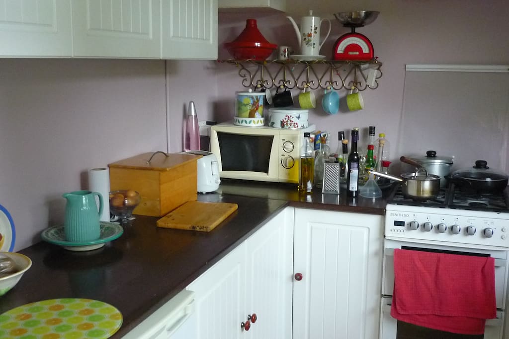 Fully equipped kitchen
