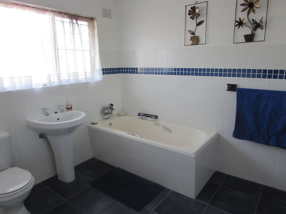 Full bathroom