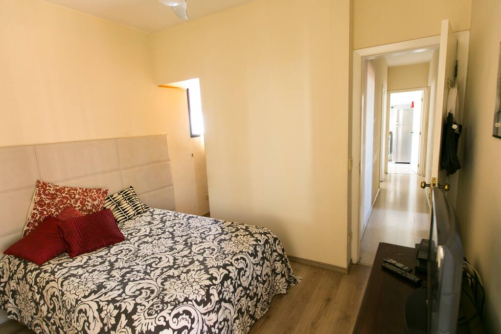 suíte espaçosa / master suite