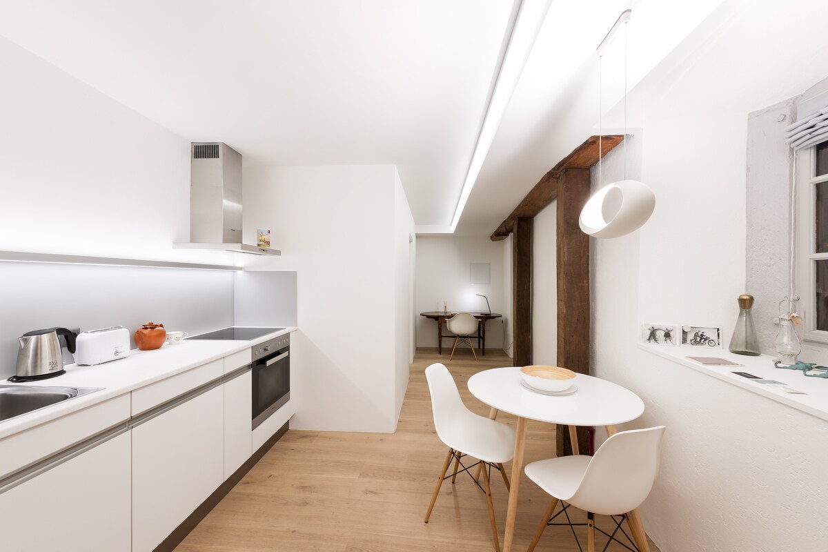 Popular Airbnb listing: Charming Design apartment in historic city centre in Nordwestschweiz