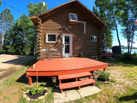 Whispering pines cabin (250-foot-long dock)