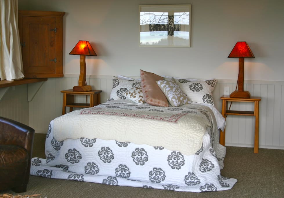 Comfortable king-size bed