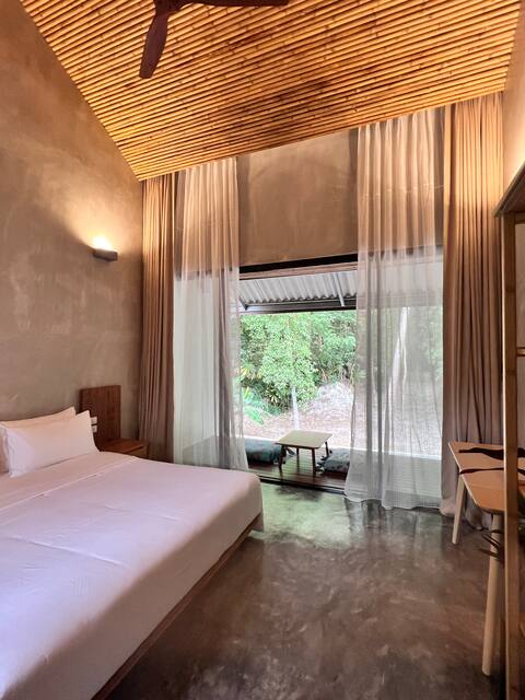 Cozy Bed & Refreshing Open-Air Shower