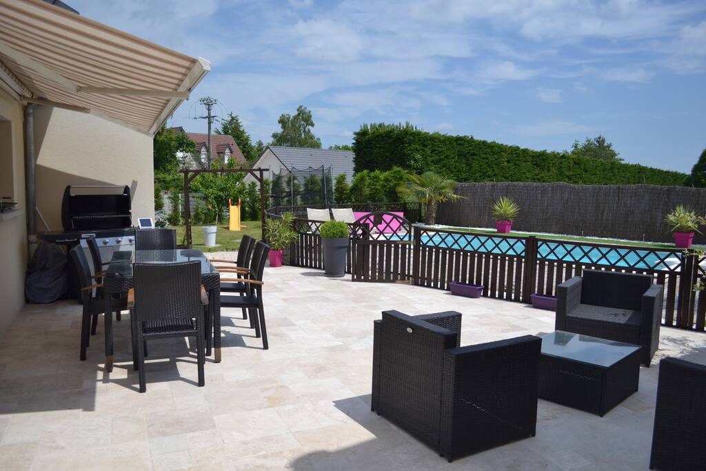 TERRASSE 80M²+SALON