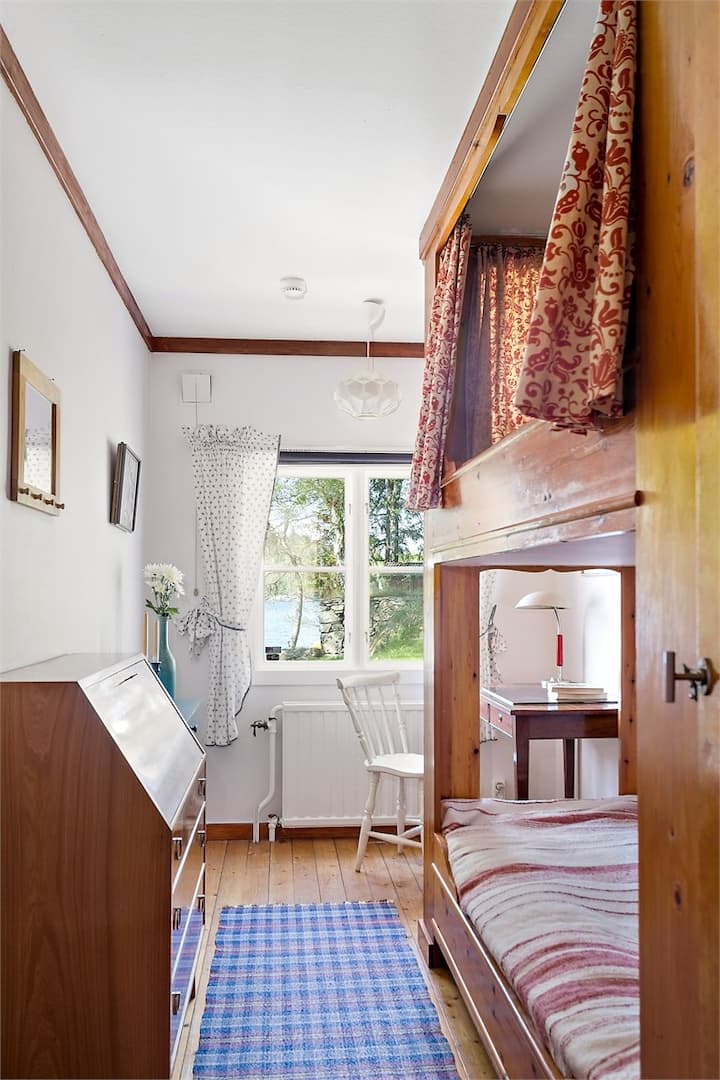 Chumba cha 1 cha kulala (Vitanda vya ghorofa (sentimita 90x200)