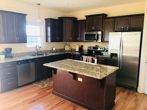 Spacious Family Home 7 minutes from LU