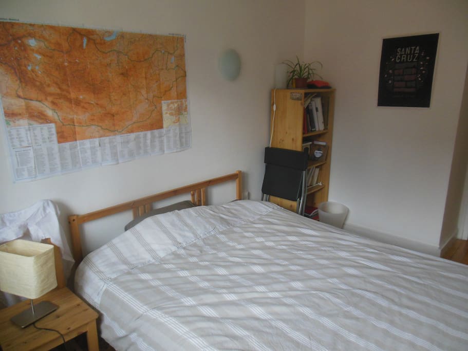 Chambre 1 sur cour sans vis-à-vis