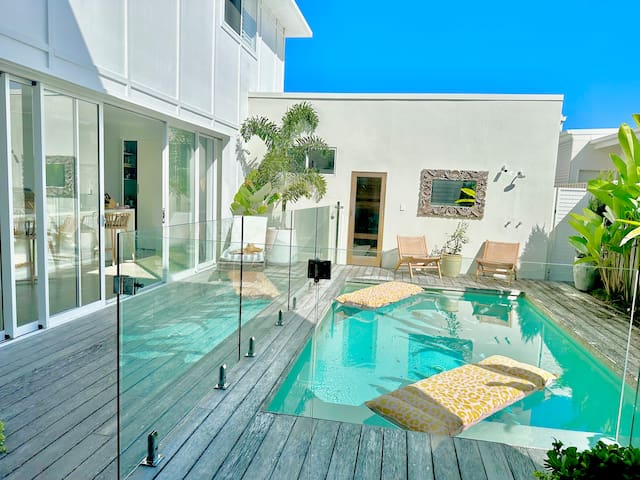 Casuarina Beachside Pad