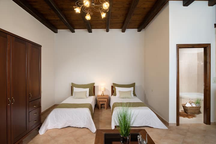 Совршена двокреветна соба за добредојде.