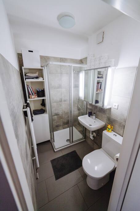 Bathroom with walkable shower