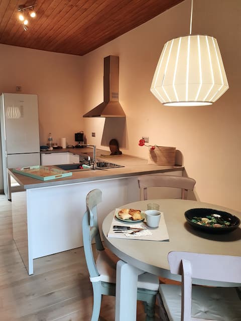 Elegant apartment in Myrina-Central, cozy apartment
