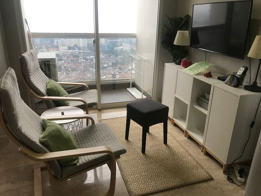 Cozy 2 Bed Rooms Apartment In The Heart Of Jakarta Apartments For Rent In Menteng Daerah Khusus Ibukota Jakarta Indonesia