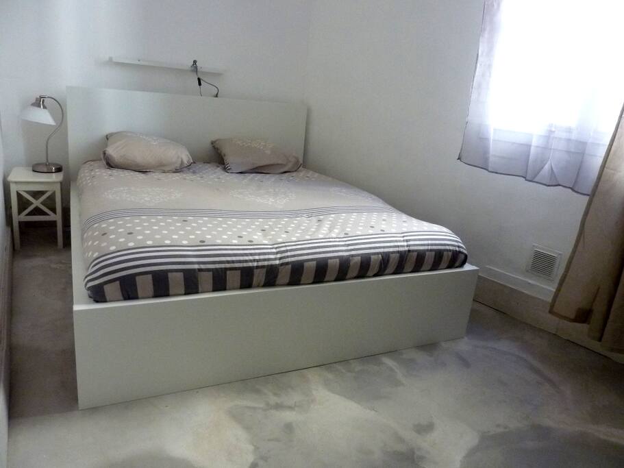 chambre 1 lit 160