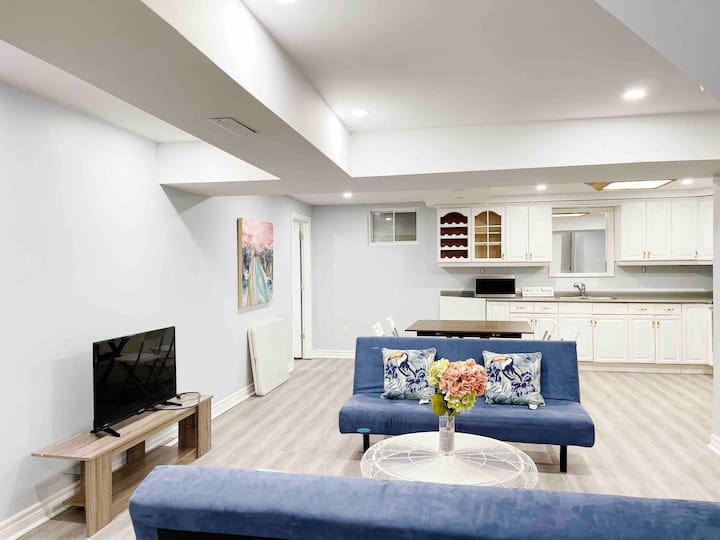 Markham Vacation Rentals Airbnb