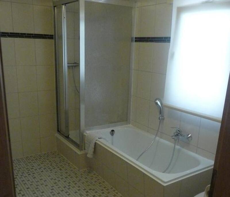 badkamer met ligbad