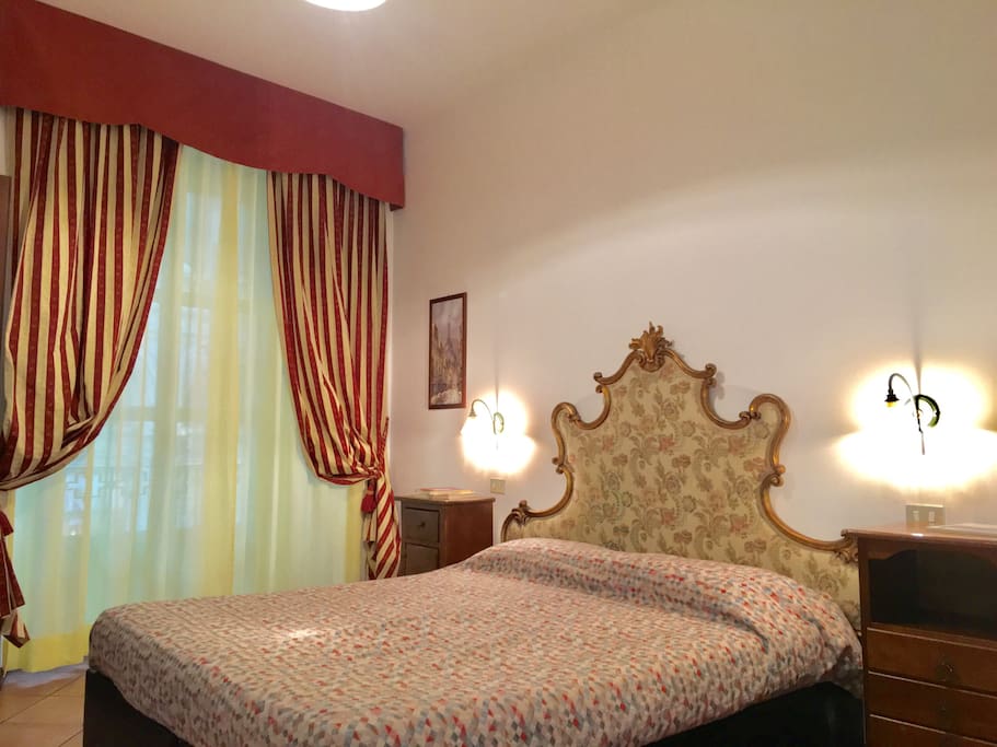 The bedroom - camera da letto