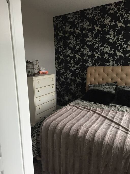 Dresser for use by guests