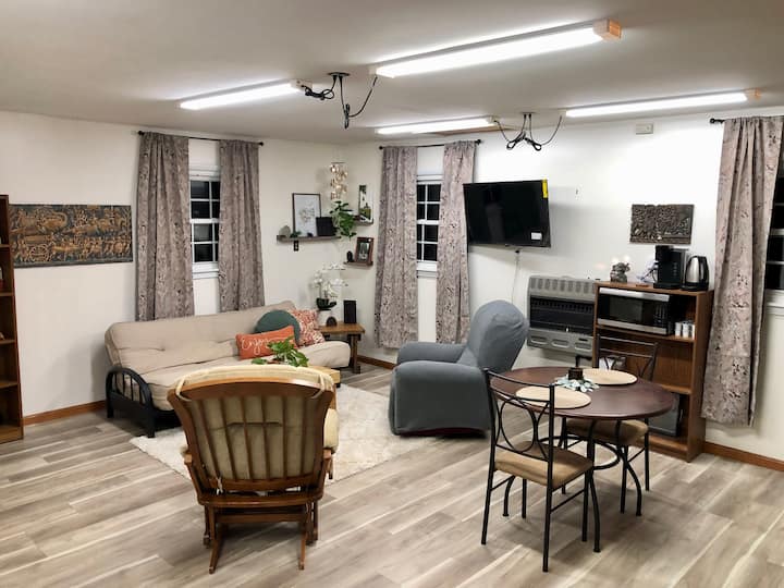 Clifton's Cozy Cottage - Yellow Springs, OH