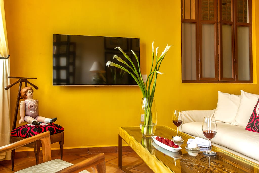 ELOISA. Living area with 55 inch Samsung LED Smart television. Netflix and Live and On-Demand channels available.