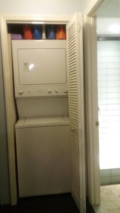 Washer & Dryer