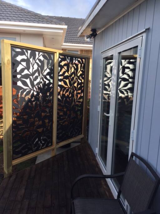 Outside Screen